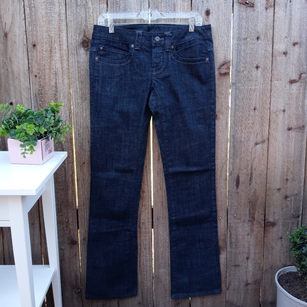 Women's DC Straight Fit Jean's Size 27